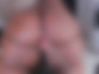 Live cam show with bigasshott - Twerking on Cam Slut