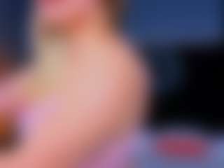 Live cam show with DaryanaGray - Nipple Piercings on Camsoda
