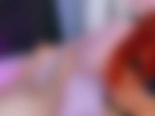 Live cam show with JamieWalace - Skinny on Camsoda