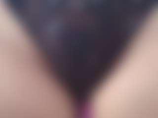 Live cam show with LilaMonroee - Camel Toe on StripNow
