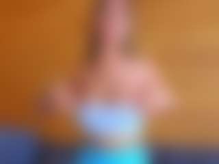 lunacaams's Live Sex Cam Show