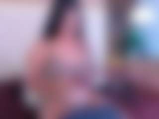Amelia-Rossetti's Live Sex Cam Show