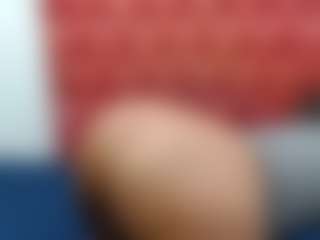 Live cam show with LolaTwerksXX - Hairy Pussy on fapnchat