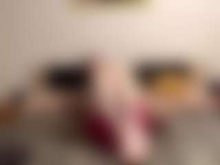 Live cam show with Elisabet - Anal Toys on CamClone