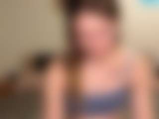 Live cam show with Elisabet - Striptease Young Adult on Camming Site