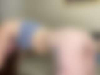 Live cam show with Elisabet - Green Eyes on Camsoda