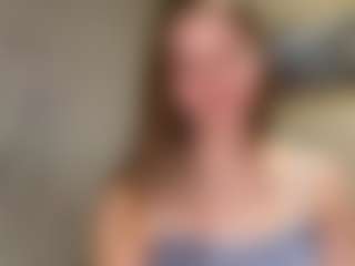Live cam show with Elisabet - Genital Piercings on CamClone