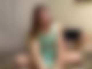Live cam show with Elisabet - Green Eyes on x69.live