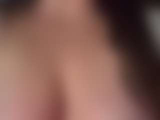 Live cam show with mzBelle69 - Ass Bouncing on TastyBlacksLive