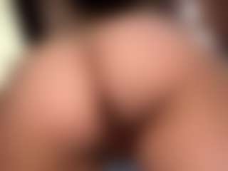 Live cam show with Kate Ng - Yoga on Stripli.com