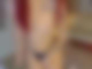 Live cam show with AnikaAA - Camel Toe on Camsoda