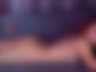 Live cam show with AnikaAA - Tittyfuck on Camsoda
