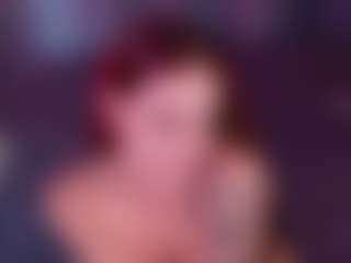 AnikaAA's Live Sex Cam Show