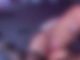 AnikaAA's Live Sex Cam Show