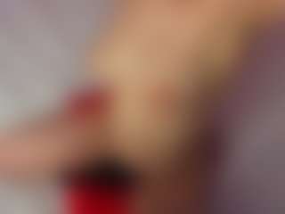 Live cam show with Barbara - Body Massage on Camsoda