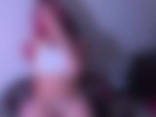 Live cam show with Briana-kimm - Roll on Sex Cam Show
