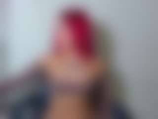 Live cam show with Briana-kimm - Ebony Petite on Dolls Live