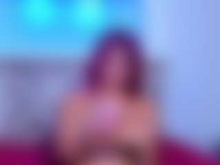 Live cam show with Briana-kimm - Ebony on googirlz | colombia