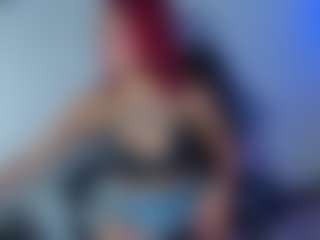 Live cam show with Briana-kimm - Striptease on Dolls Live