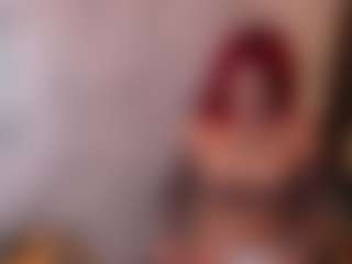 Live cam show with Briana-kimm - Roll on milfzrlive.com