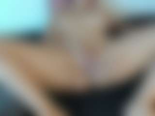 Live cam show with gaialewis - Middle Aged on Fit Hotties