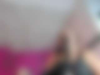 Live cam show with gaialewis - Facial on Camsoda