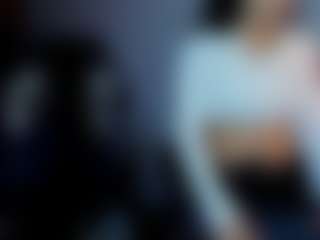 Live cam show with QueensSensation - Drinking on madthumbs