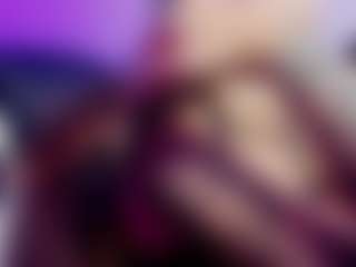 Live cam show with QueensSensation - Smoking on camgirlchat.live