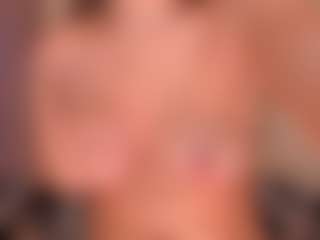 Live cam show with saracavali - Green Eyes on TeamSkeetLive