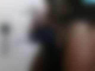 Show in cam erotica live di 8inchdiffernce