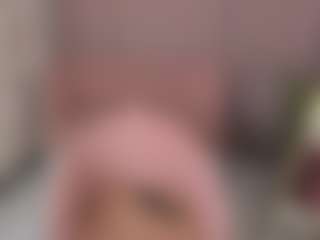 agathaGoddess MILF webcam performer live streaming