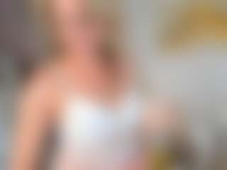 Live cam show with agathaGoddess - Flashing on LiveSexCams6