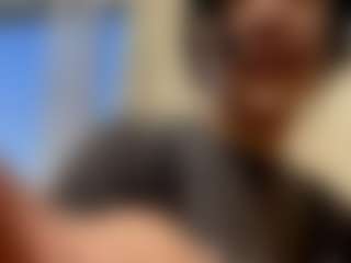 Emila's Live Sex Cam Show