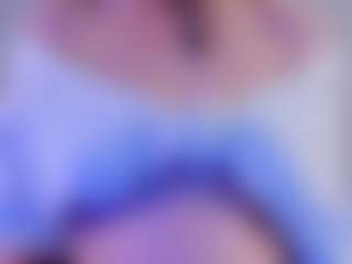 Live cam show with CherrieGadberry - Blue Eyes on fapnchat