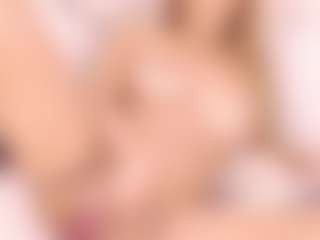 Live cam show with Kendra-Martins - Butt Plug on dropp.cam