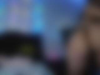 LunaVelvet7's Live Sex Cam Show
