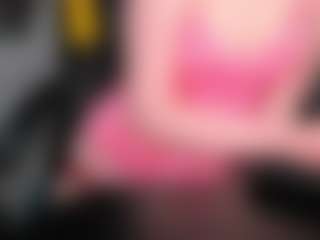 Live cam show with QueenMilena - Shaved Pussy on CamwithHer