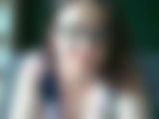 sensualParis's Live Sex Cam Show