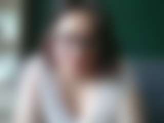 sensualParis's Live Sex Cam Show