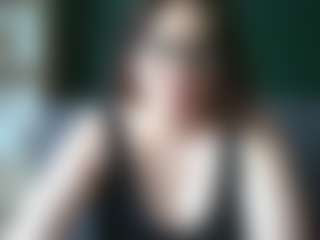 sensualParis's Live Sex Cam Show