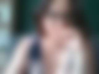 sensualParis's Live Sex Cam Show