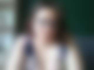 sensualParis's Live Sex Cam Show
