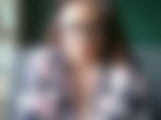 sensualParis's Live Sex Cam Show