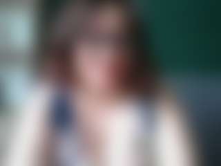 sensualParis's Live Sex Cam Show