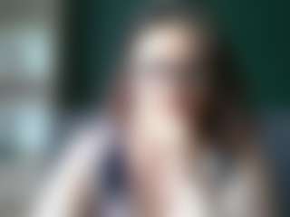 sensualParis's Live Sex Cam Show