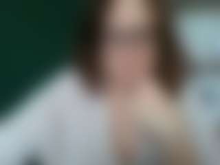 sensualParis's Live Sex Cam Show