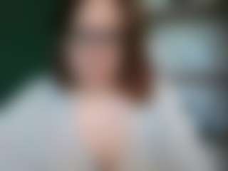 sensualParis's Live Sex Cam Show