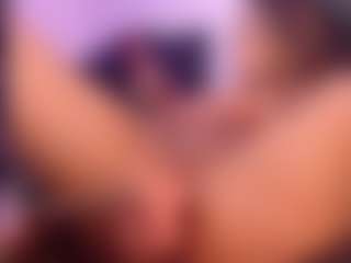 VeroSuit's Live Sex Cam Show