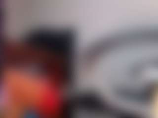 VeroSuit's Live Sex Cam Show