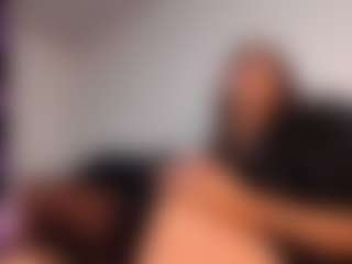 VeroSuit's Live Sex Cam Show